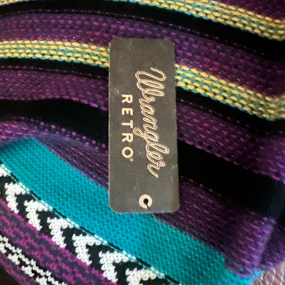 Ladies puff sleeve/batwing sweater - Picture 4 of 6